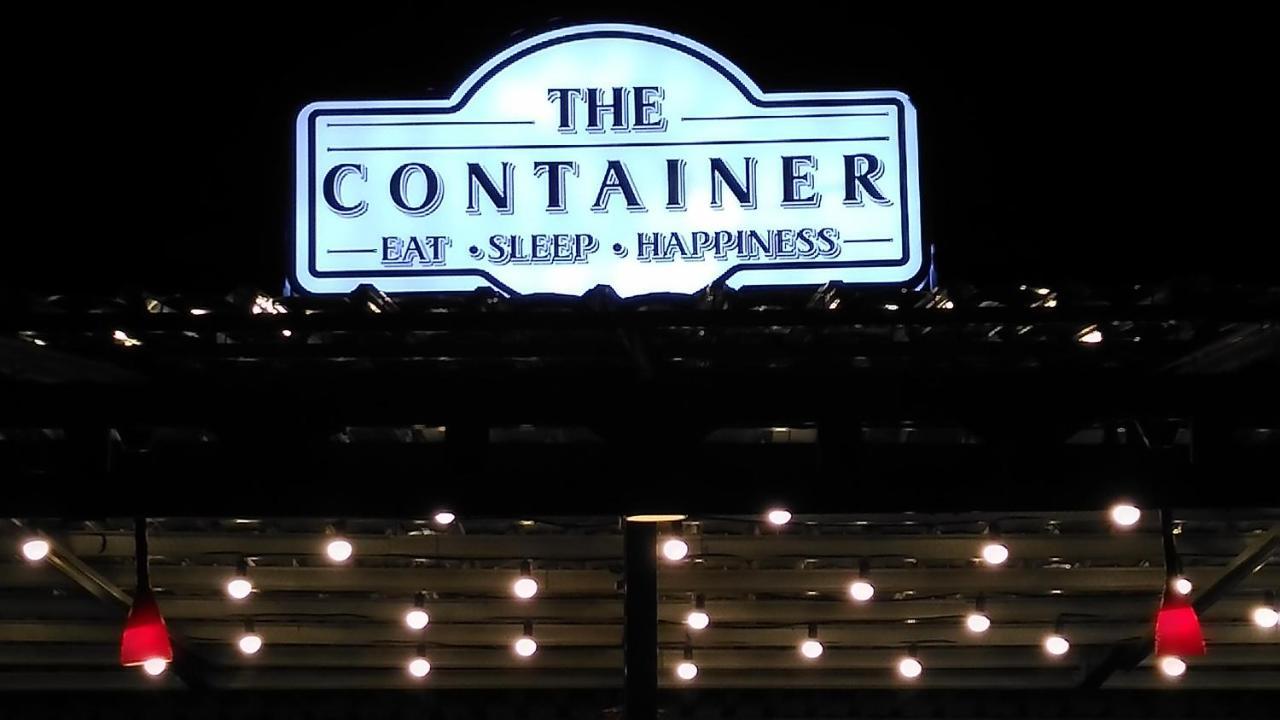 The Container Hotell Labuan Bajo Exteriör bild